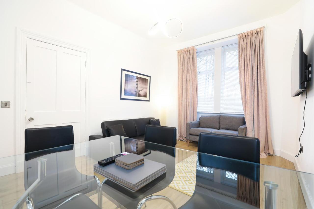 Stunning Modern 3 Bedroom Apartment Edinburgh Exterior photo