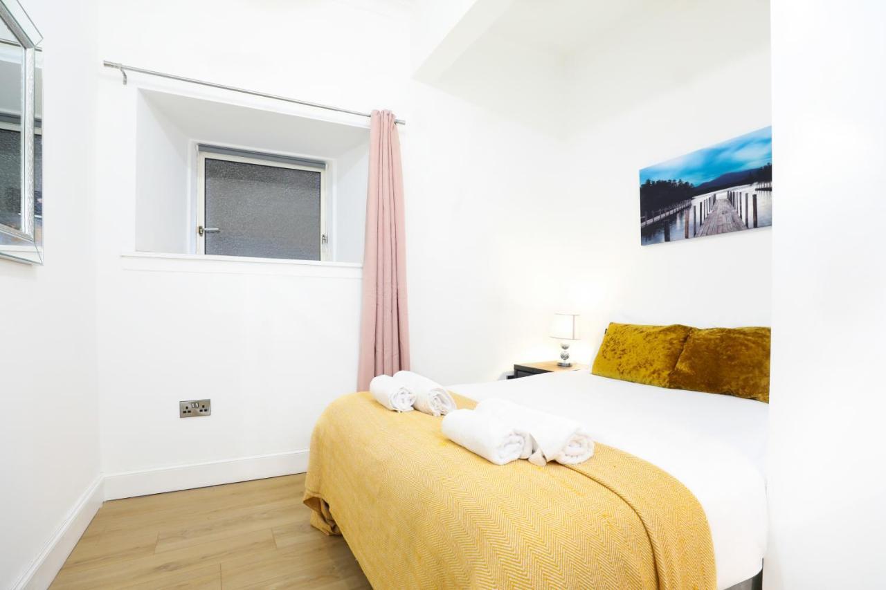 Stunning Modern 3 Bedroom Apartment Edinburgh Exterior photo