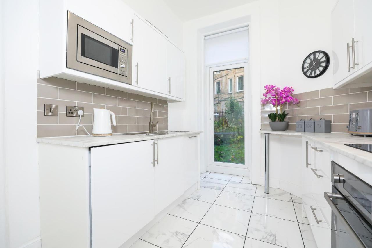 Stunning Modern 3 Bedroom Apartment Edinburgh Exterior photo
