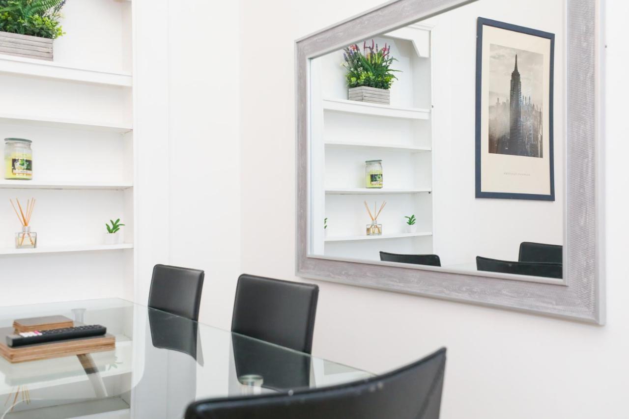 Stunning Modern 3 Bedroom Apartment Edinburgh Exterior photo