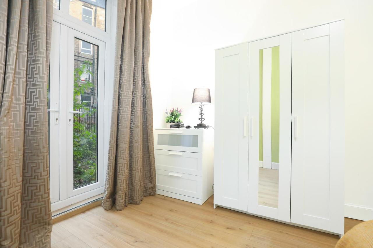 Stunning Modern 3 Bedroom Apartment Edinburgh Exterior photo